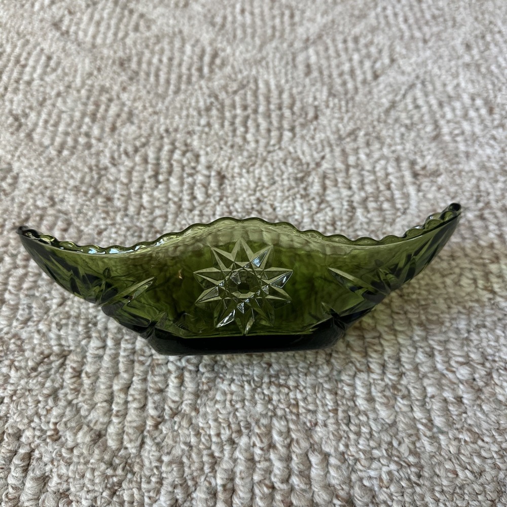 Vintage Anchor Hocking Avocado Green "Star of David" Boat Relish Nut Candy Dish